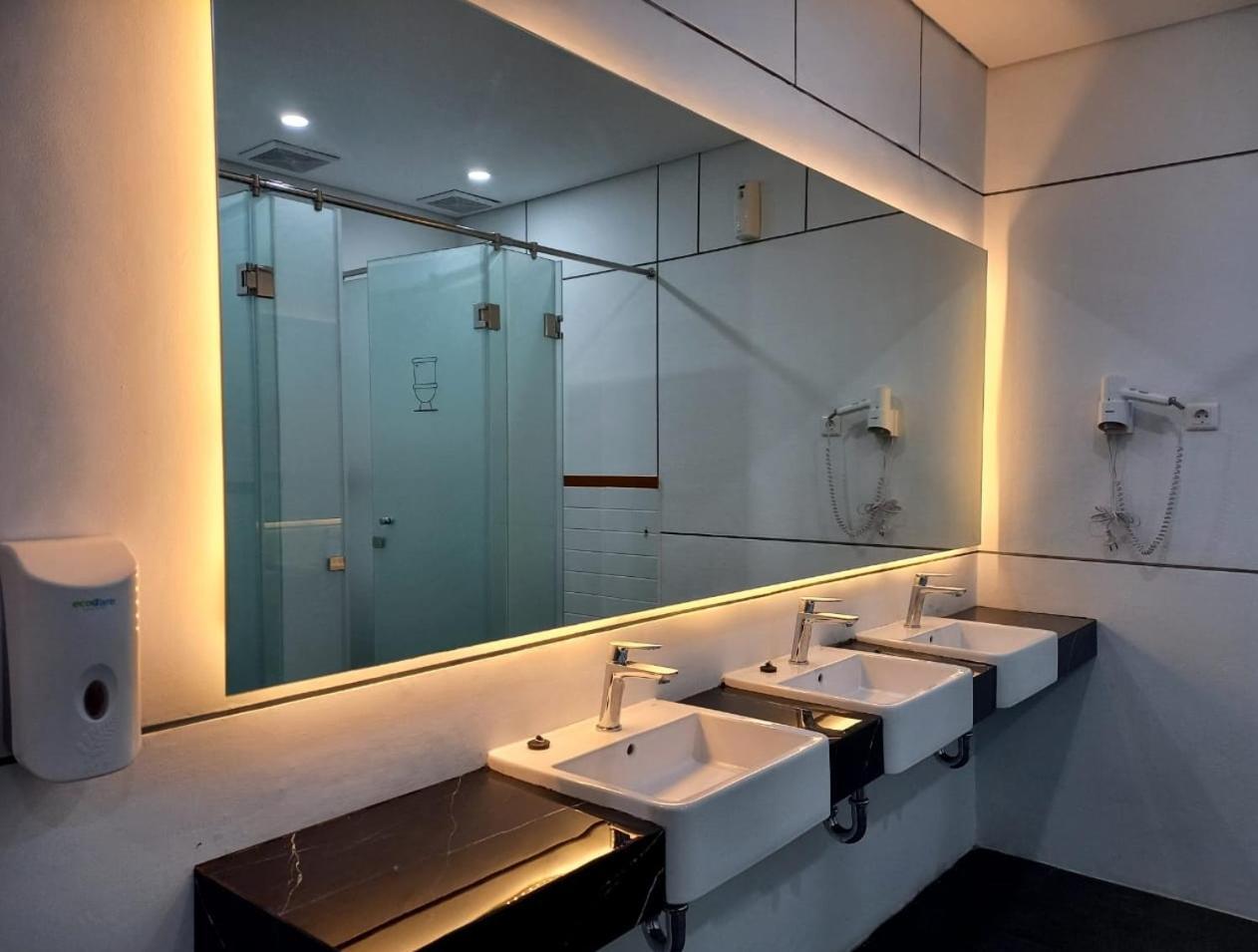 Nindya Biodistrict Hotel בנדונג מראה חיצוני תמונה